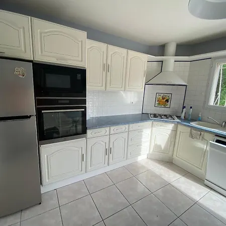 Proche St Cyprien Piscine * بيربينيو